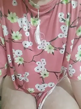 Snapshot of Lamya-dalo3a chatting on 10/16/25, 12:00 Lamya-dalo3a online show from 10/16/25, 12:00