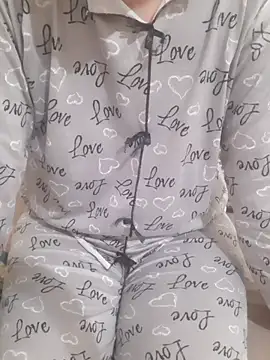 Snapshot of Lamya-dalo3a chatting on 10/27/25, 01:09 Lamya-dalo3a online show from 10/27/25, 01:09