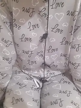 Snapshot of Lamya-dalo3a chatting on 11/07/25, 11:27 Lamya-dalo3a online show from 11/07/25, 11:27