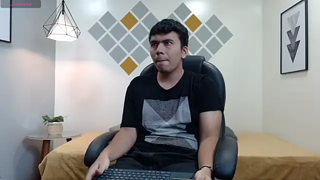 titanxero online show from 09/17/25, 01:35