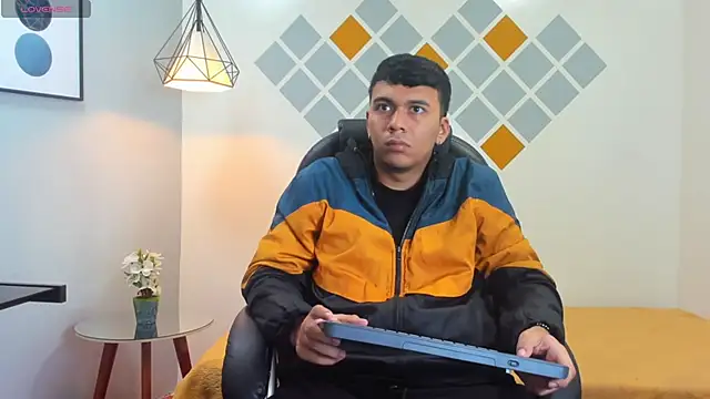 titanxero online show from 10/04/25, 11:30