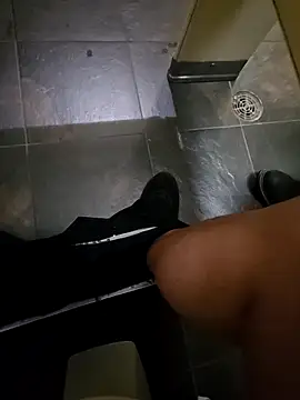 maxelbueno online show from 09/30/25, 09:53