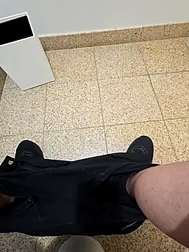 maxelbueno online show from 10/06/25, 07:55