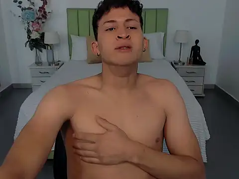 Axel savage online show from 09/17/25, 12:07