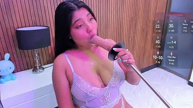 mysticlatina1 online show from 10/28/25, 11:47