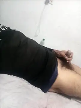 Snapshot of javi-tunene chatting on 09/25/25, 05:22 javi-tunene online show from 09/25/25, 05:22