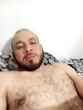 Snapshot of javi-tunene chatting on 10/07/25, 01:47 javi-tunene online show from 10/07/25, 01:47