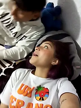 Snapshot of Lia_Teen chatting on 09/28/25, 02:17 Lia Teen online show from 09/28/25, 02:17