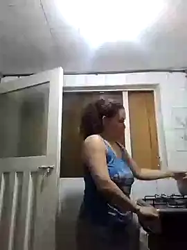 mommy estefy online show from 09/11/25, 01:33
