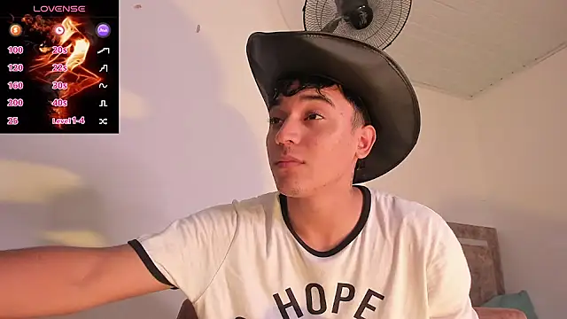 Austin Cardieff  online show from 10/08/25, 07:33