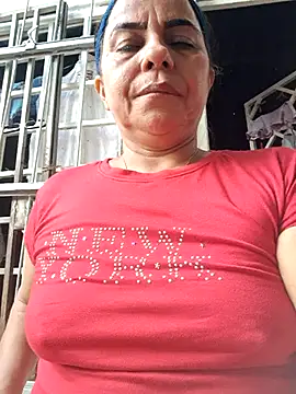 Snapshot of Lucerito-Hot chatting on 11/03/25, 01:23 Lucerito-Hot online show from 11/03/25, 01:23