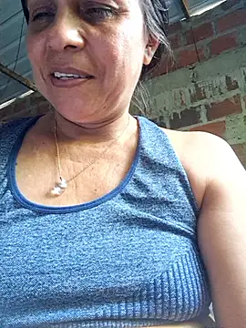 Snapshot of Lucerito-Hot chatting on 11/10/25, 12:37 Lucerito-Hot online show from 11/10/25, 12:37