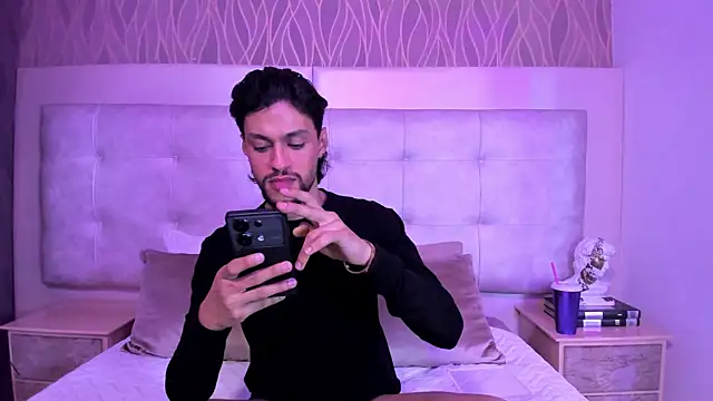 LiamSamders online show from 09/10/25, 11:21