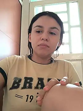 Daniela-rosee online show from 07/20/26, 06:10