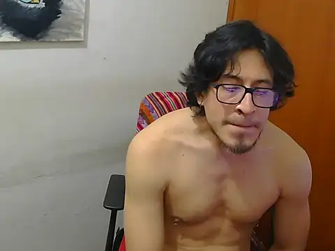 Snapshot of GuivernoStud chatting on 10/01/25, 04:29 GuivernoStud online show from 10/01/25, 04:29