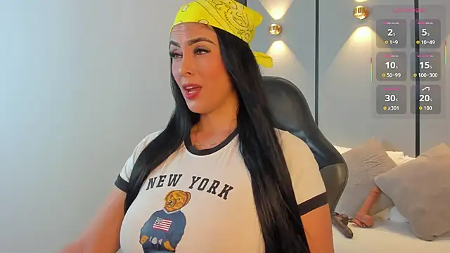 ashly moonn online show from 06/12/26, 12:37
