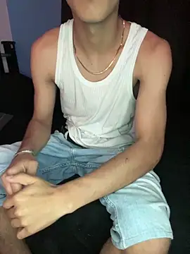 Snapshot of Boyxcock7 chatting on 11/12/25, 01:39 Boyxcock7 online show from 11/12/25, 01:39