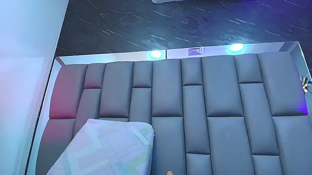 kissme luna online show from 09/23/25, 07:06