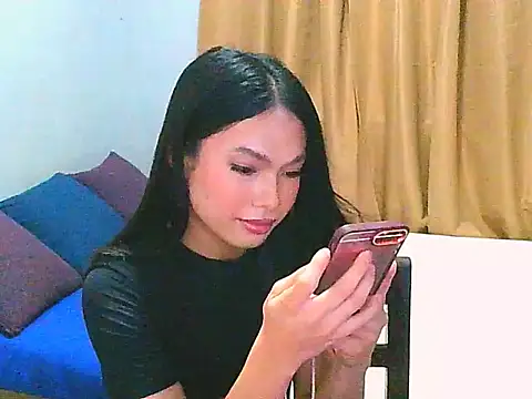 Snapshot of zowi_cock2946 chatting on 10/09/25, 12:25 zowi cock2946 online show from 10/09/25, 12:25