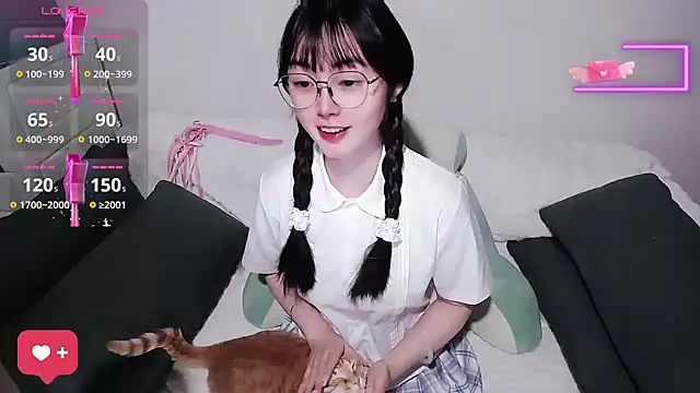 baby-yaya20 online show from 06/09/26, 11:22