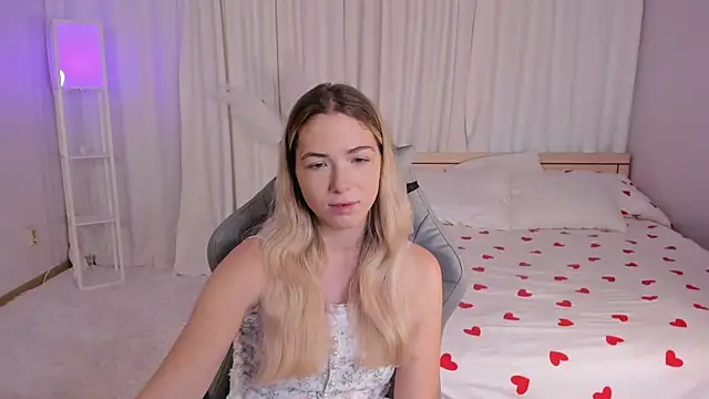 Snapshot of Susan_Mimi chatting on 11/09/25, 03:49 Susan Mimi online show from 11/09/25, 03:49