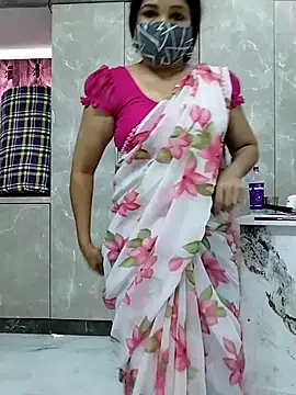 Girl 071 online show from 10/28/25, 09:13