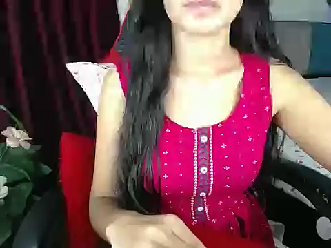 LOVE BEAUTYY online show from 10/19/25, 04:02