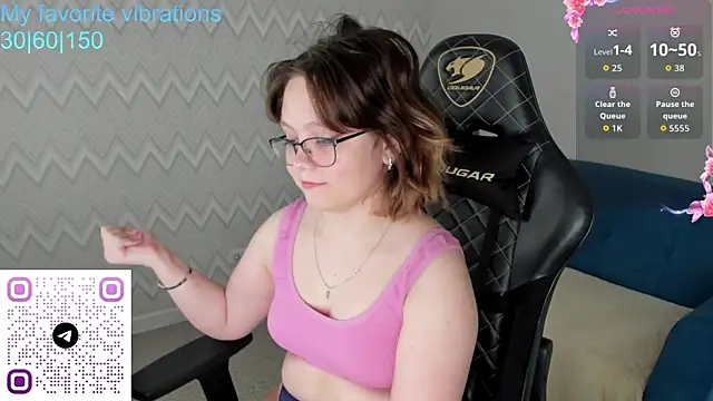 Mila  Cutee online show from 10/12/25, 01:48