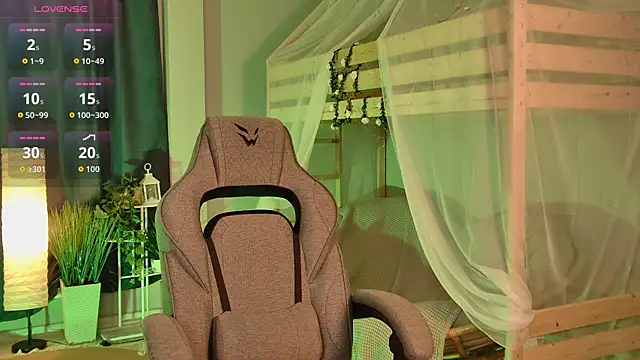 FlexyFox online show from 07/28/26, 01:21