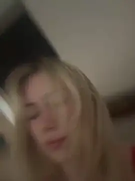 SexySaraxxoo online show from 09/24/25, 05:16