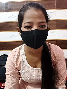 Itz Mayra  online show from 10/07/25, 08:55