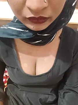 Itz Mayra  online show from 10/16/25, 06:03
