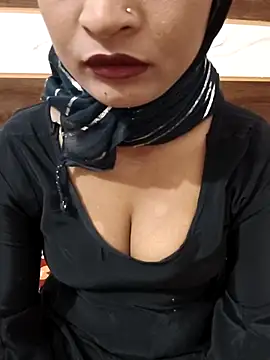 Itz Mayra  online show from 10/19/25, 06:14