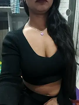 Snapshot of Itz_Mayra_ chatting on 11/15/25, 06:15 Itz Mayra online show from 11/15/25, 06:15