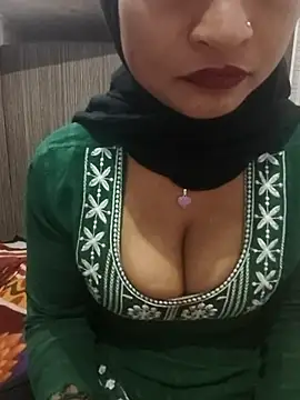 Snapshot of Itz_Mayra_ chatting on 11/23/25, 09:20 Itz Mayra online show from 11/23/25, 09:20