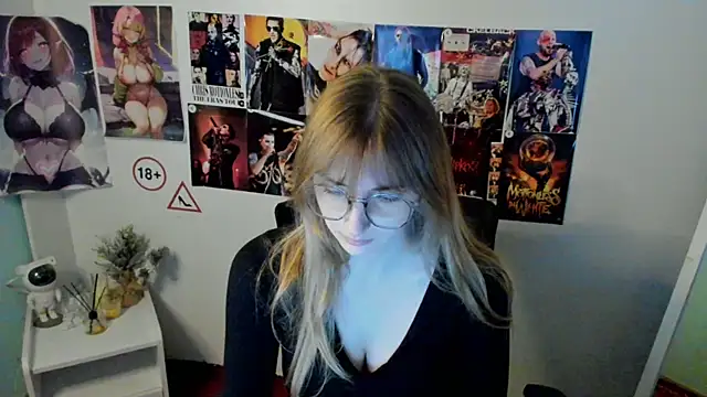 Snapshot of NeyliDream chatting on 10/09/25, 12:47 NeyliDream online show from 10/09/25, 12:47