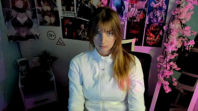 Snapshot of NeyliDream chatting on 11/27/25, 01:24 NeyliDream online show from 11/27/25, 01:24