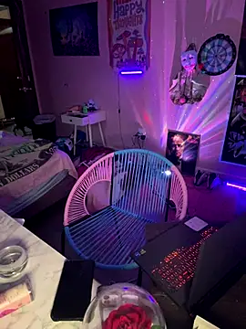 shortywidaphatty online show from 10/14/25, 02:51