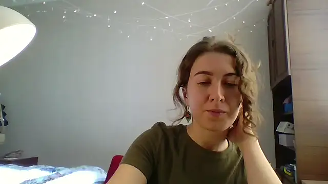 Mireeina online show from 07/17/26, 02:34