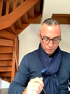 Snapshot of Marronglace1 chatting on 10/09/25, 08:12 Marronglace1 online show from 10/09/25, 08:12