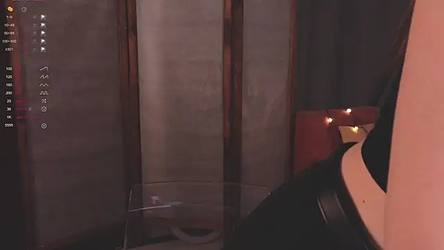 glowwww  online show from 09/29/25, 02:44