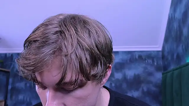 MarkShot  online show from 12/02/25, 05:19