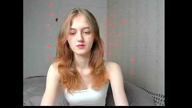 dreamy pollyyy online show from 05/16/26, 07:34