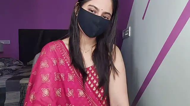 Snapshot of Tanya-mittal chatting on 04/15/26, 05:14 Tanya-mittal online show from 04/15/26, 05:14