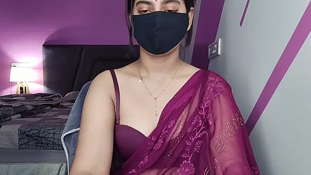 Snapshot of Tanya-mittal chatting on 07/04/26, 06:19 Tanya-mittal online show from 07/04/26, 06:19