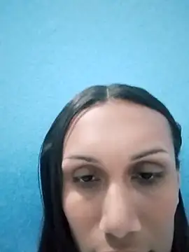 Snapshot of bornoll chatting on 09/10/25, 04:07 bornoll online show from 09/10/25, 04:07