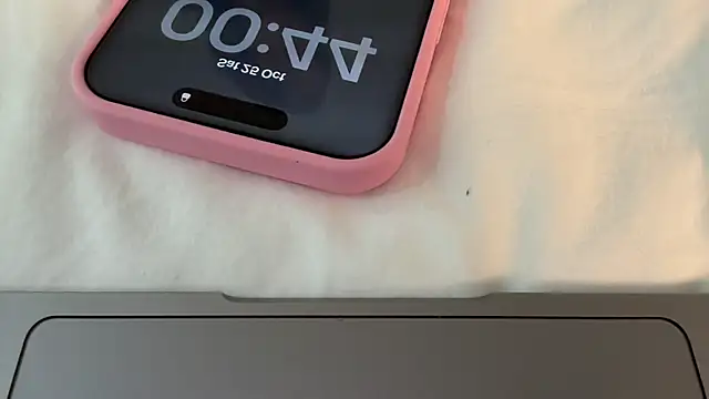 Snapshot of misstressmiaa chatting on 10/24/25, 11:45 misstressmiaa online show from 10/24/25, 11:45