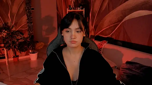 Snapshot of MonicaFarmer chatting on 11/01/25, 02:41 MonicaFarmer online show from 11/01/25, 02:41