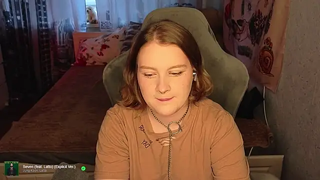 Snapshot of OliviaBlade chatting on 09/15/25, 12:49 OliviaBlade online show from 09/15/25, 12:49