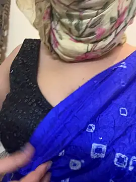 Curvy Soniya online show from 09/14/25, 08:24